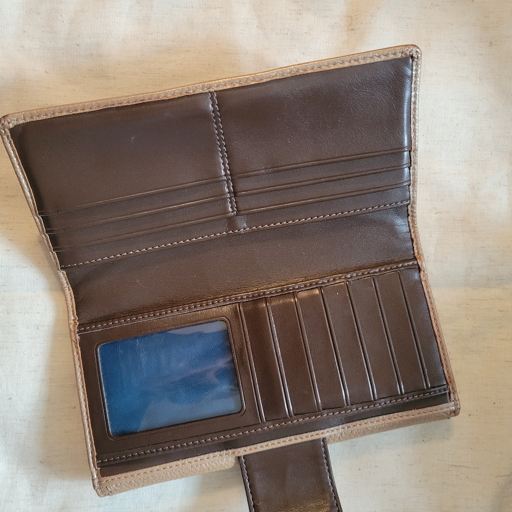 Coach Wallet - Picture 3 of 4